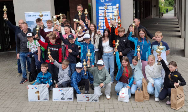 Společné foto z vyhlášení SX ČP 2026